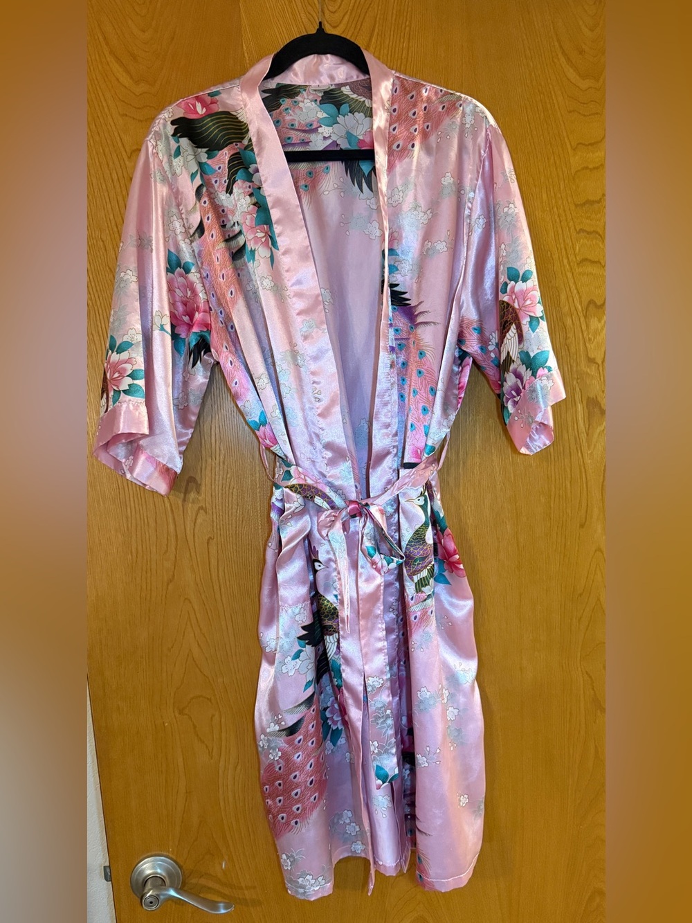 Pink Kimono Peacock Robe Silky
Lightweight Bathrobe Sz L NWOT